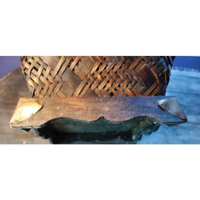 1940s Round Chinese Bamboo Basket w.Lid For Sale - Image 9 of 13