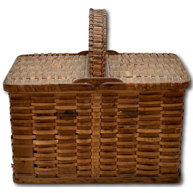 This Really is a Outstanding and Quite Rare Example of a Early American Made Utilitarian Basket. Circa Late 19th Century....