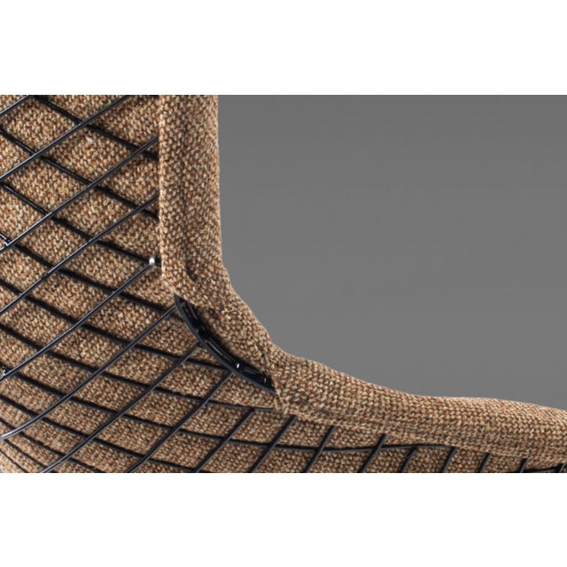 Authentic Bird Lounge Chair in Original Oatmeal Fabric with Ottoman by Harry Bertoia for Knoll, USA, circa 1960's For Sale In Orlando - Image 6 of 13