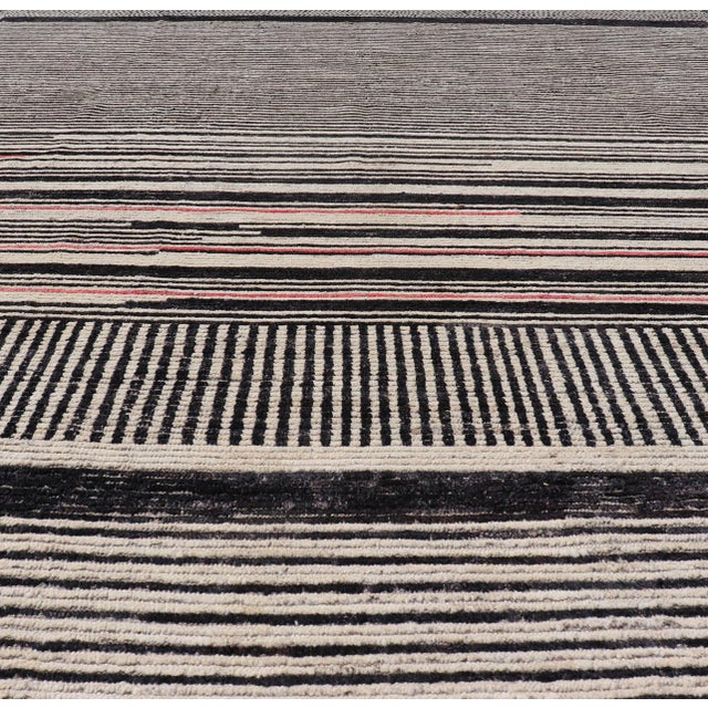 2020s Modern Hand-Knotted Rug in Wool With Abstract Linear Design in Black & Ivory 9'9 X 12'8 For Sale - Image 5 of 12