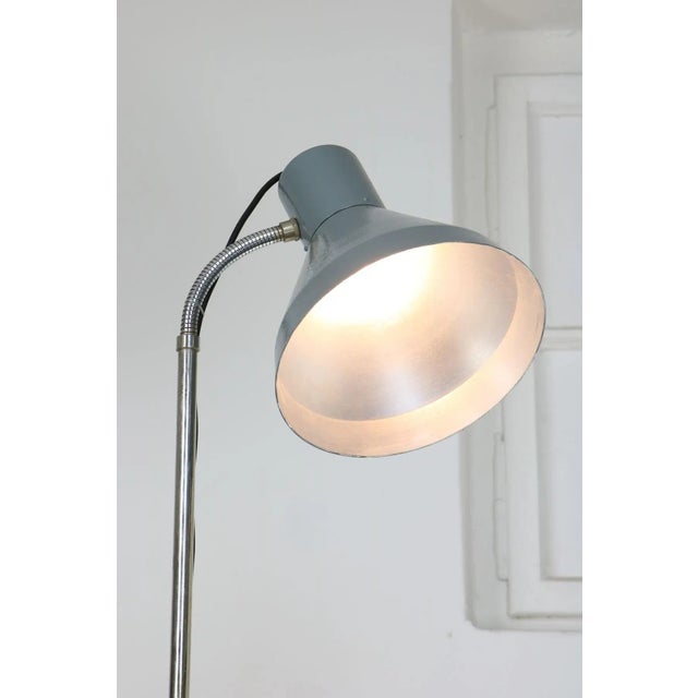 Adjustable height: 120 - 195cm. European Plug (up to 250V).The wiring of this item may be original and might need...