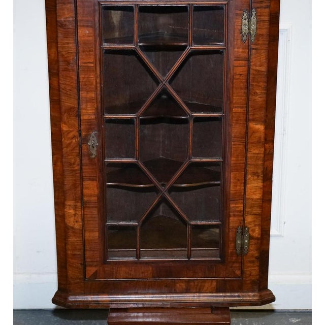 Georgian Corner Hanging Display Cabinet For Sale - Image 3 of 18