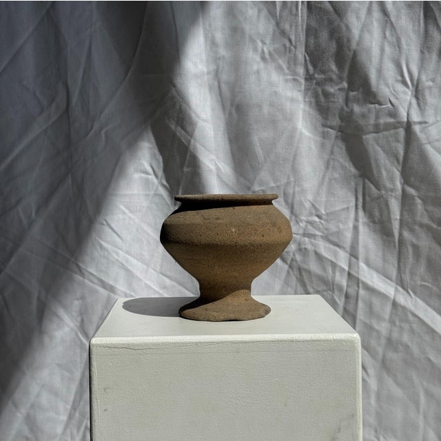 1980s Small Indonesian Brutalist Pedestal Pot, 1980s For Sale - Image 5 of 8