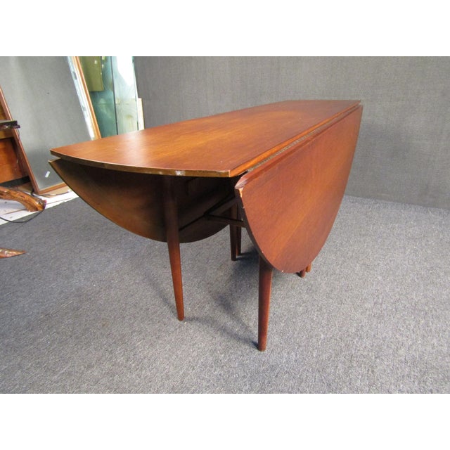 Mid 20th Century Mid-Century Heritage-Henredon Walnut Drop Leaf Dining Table For Sale - Image 9 of 12