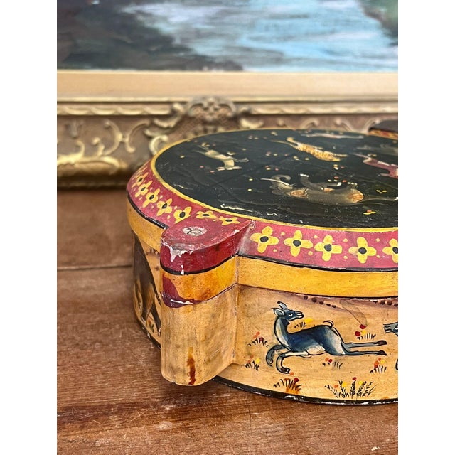 Indian 1970s Decorative Round Lacquered Box With Animal Floral Motif For Sale - Image 3 of 10