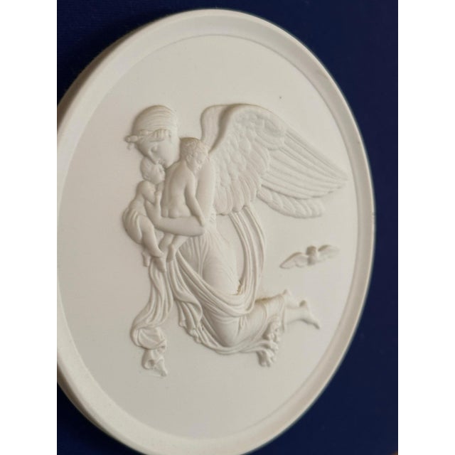 Late 19th Century Pair of Framed Antique Parian Bas Relief Plaques by Royal Copenhagen, Produced Circa 1870–1890 For Sale - Image 5 of 12