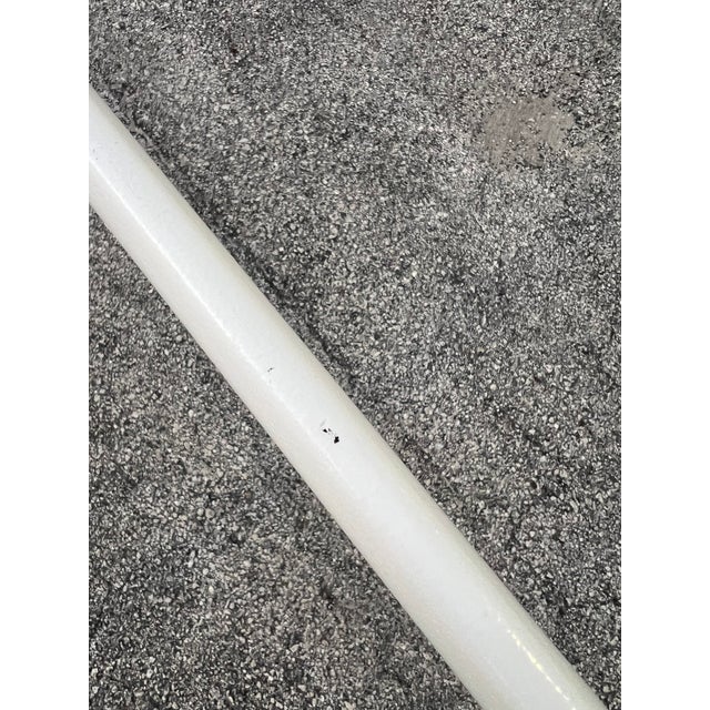 White Dining Table Richard Schultz for Knoll 1966 Collection For Sale - Image 8 of 8