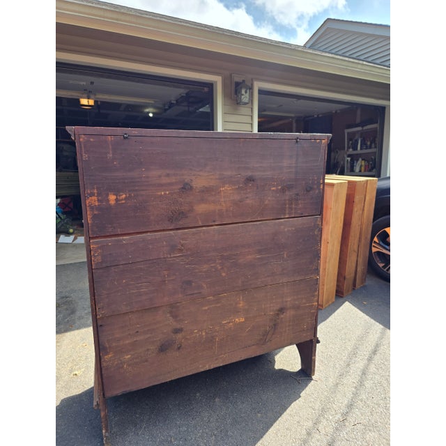 Wood Federal Period Lift-Top Blanket Chest With Drawers, C. 1790–1810, Connecticut Origin For Sale - Image 7 of 16
