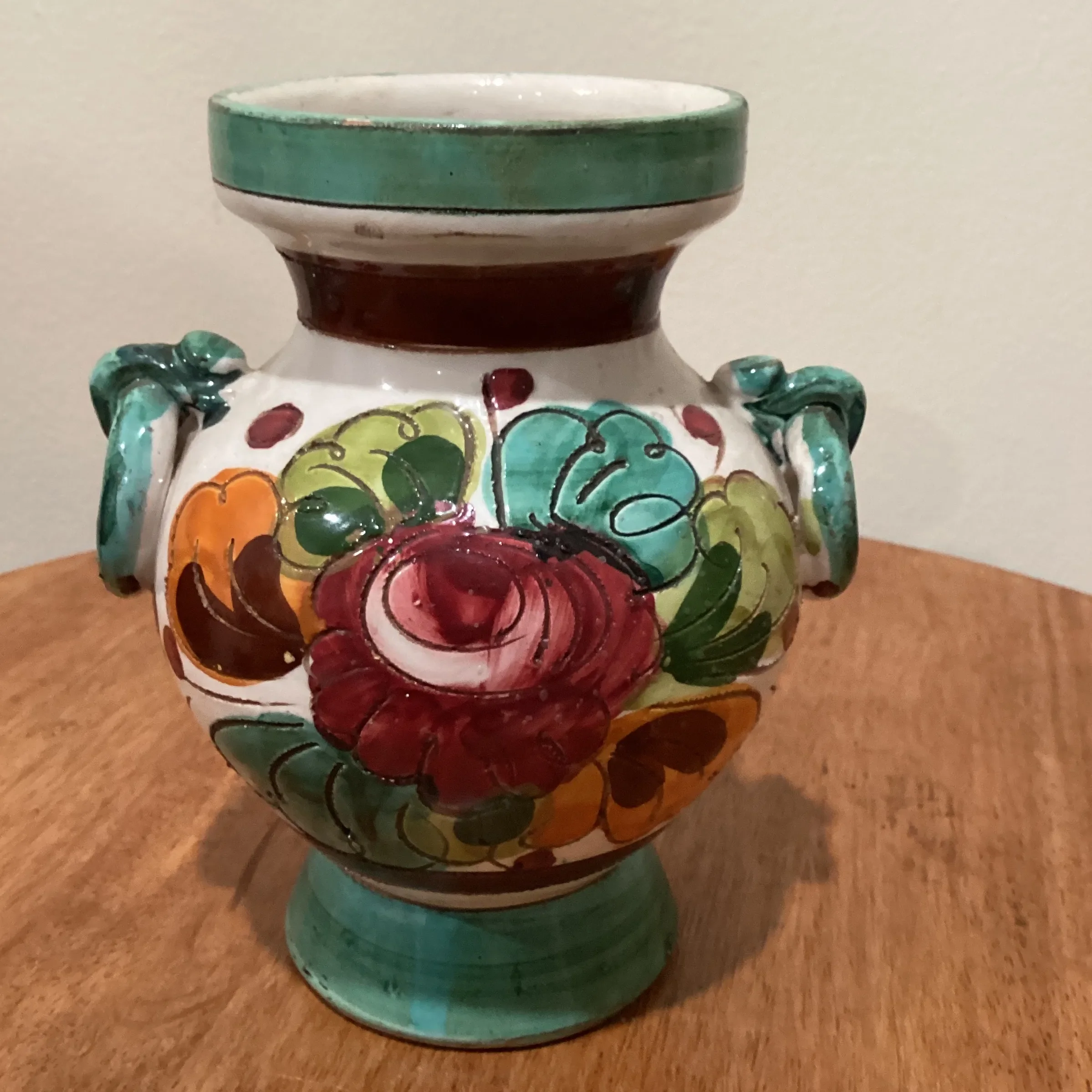 Early 21st Century Italian Majolica Terracotta Urn/Vase in Clay by