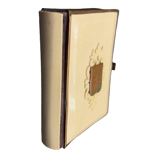 1894 Victorian Daily Prayer Book in Hebrew "Tephilath of Israel" W/ Carved Bone Cover For Sale