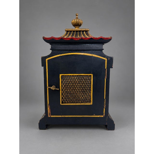 1930s Edwardian Coventry Astral Chinoiserie Pagoda Mantel Clock, England, Circa 1930 For Sale - Image 5 of 11