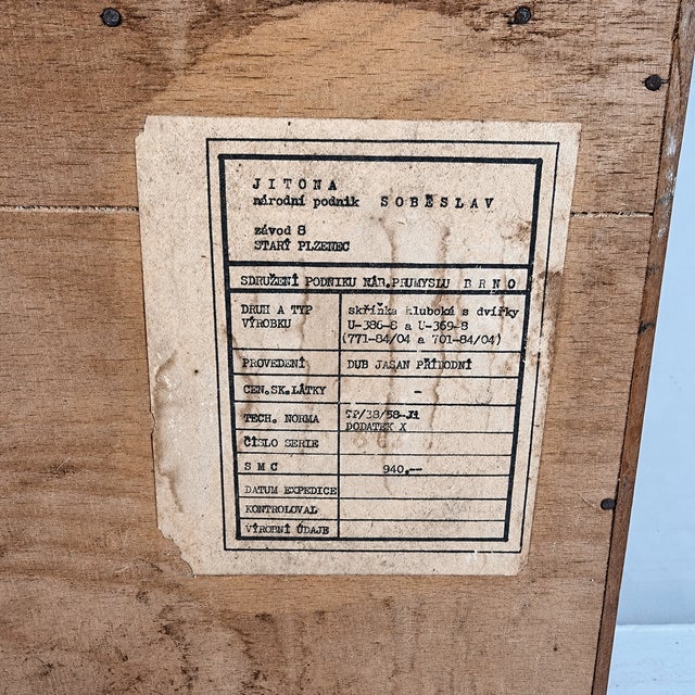 Brown Vintage Display Cabinet by Hubert Nepozitek and Bohumil Landsman for Jitona, 1960s For Sale - Image 8 of 9