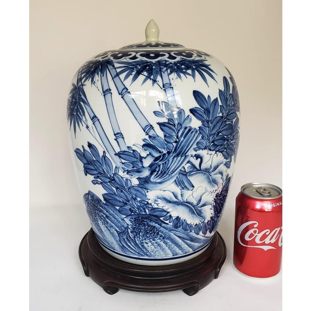 Vintage Chinese Blue & White Porcelain Ginger Jar With Birds & Bamboo, Wood Stand For Sale - Image 10 of 10