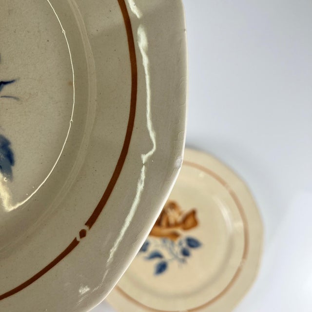 Dessert Plates with Floral Motif from Sarreguemines, 1920s, Set of 4 For Sale - Image 4 of 10