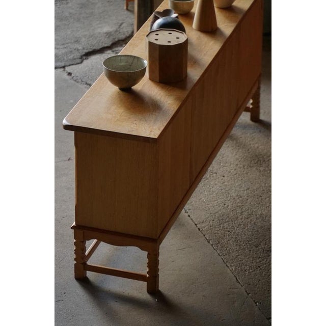 Mid-Century Brutalist Danish Sideboard in Oak by Henning Kjærnulf, 1960s For Sale - Image 14 of 18