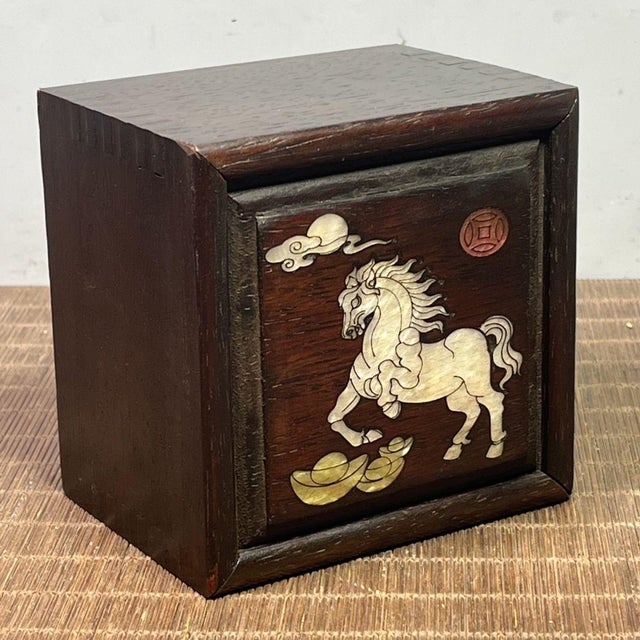 Rosewood Shell-Inlaid Galloping Horse Keepsake Box For Sale - Image 4 of 10
