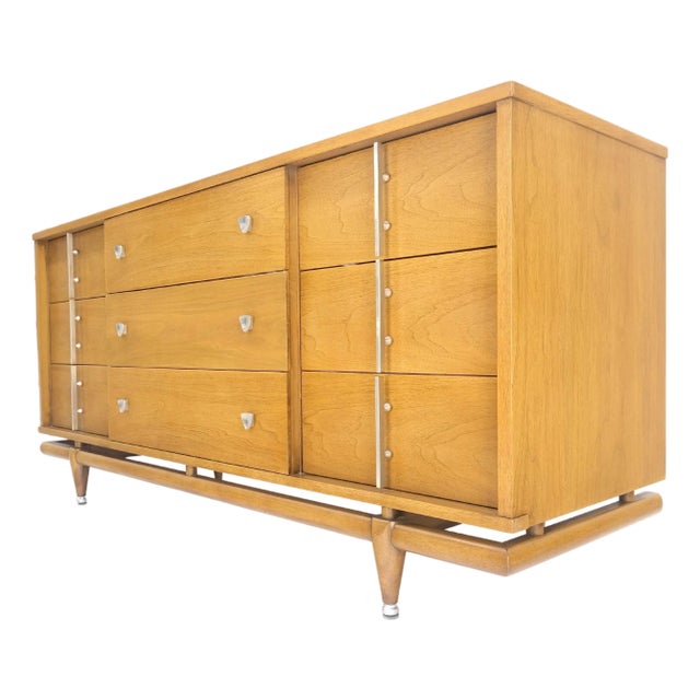 Kent Coffey Moderrn "Floating" 9 Drawers Pickled Mahogany Dresser Credenza For Sale