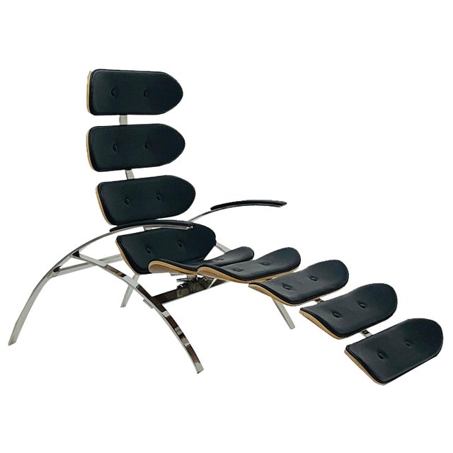 Mid-Century Bauhaus Lounge Chair in Black Leather, 1980s For Sale