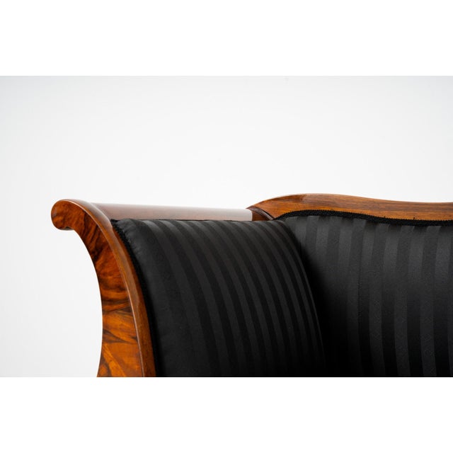 Antique Biedermeier Walnut Sofa, 1850 For Sale - Image 10 of 18