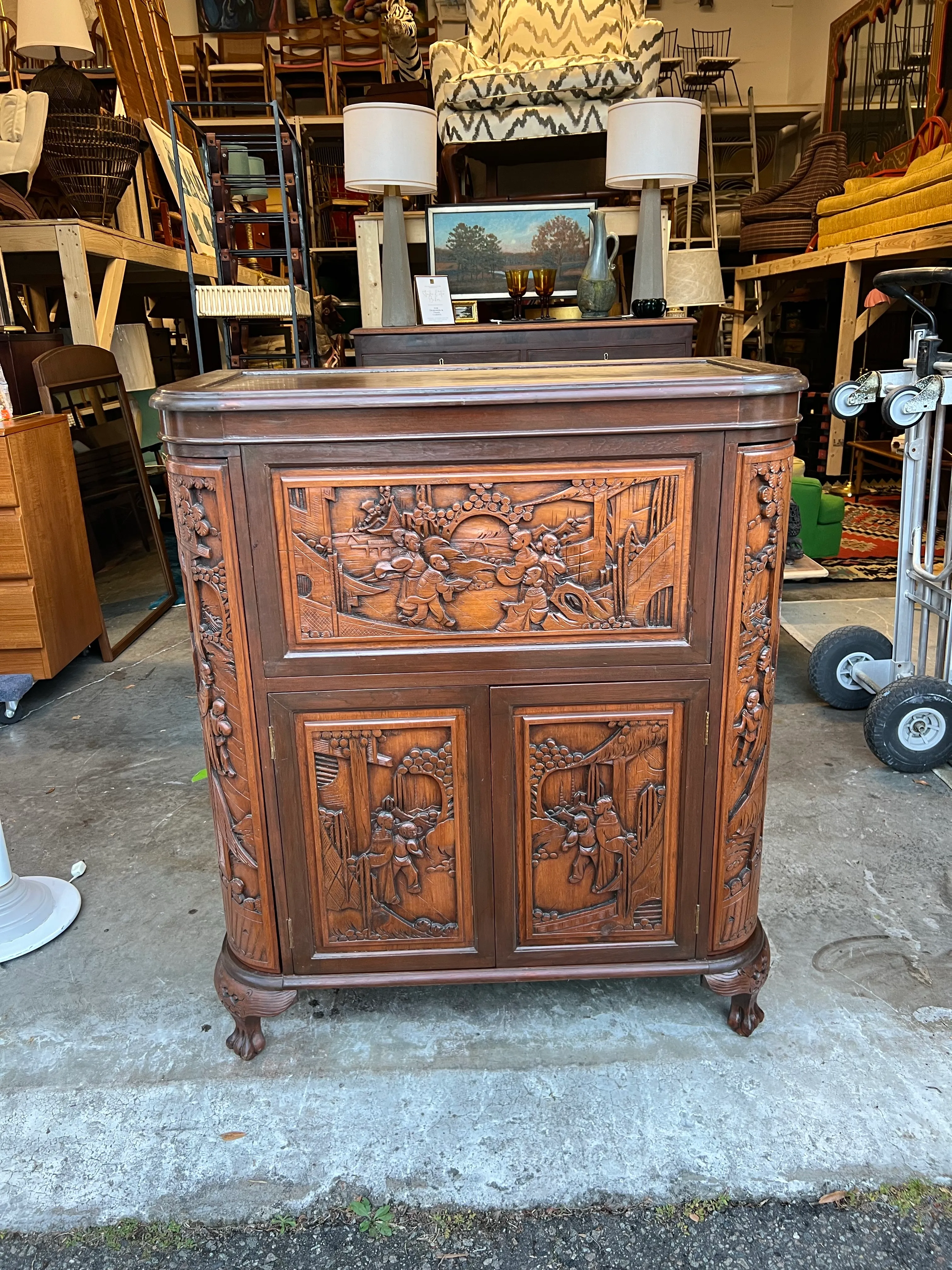 1960s George Zee Style Mid-Century Asian Heavily Hand Carved Flip