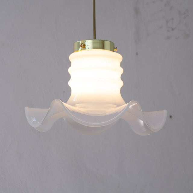 1980s Vintage Suspension Light in White Milk Glass, Italy For Sale - Image 5 of 11