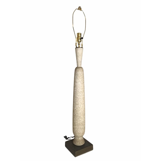 Vintage Mid-Century Modern Textured Ceramic Table Lamp Beautiful vintage Mid-Century Modern table lamp featuring a tall,...