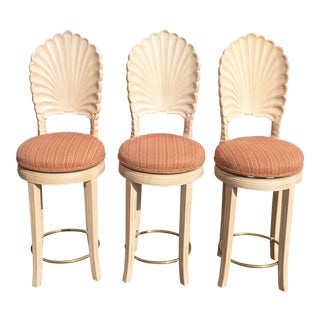 1970s Vintage Off White Venetian Grotto Shell Back Swivel Bar Stools French Count- Set of 3 For Sale