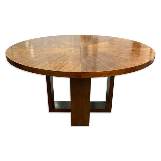 This striking round dining table, crafted in the style of Bruno Mathsson, showcases a refined balance of form and...