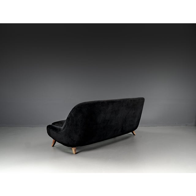 Black Sofa in Boucle Fabric attributed to Flemming Lassen, 1940s For Sale - Image 8 of 18