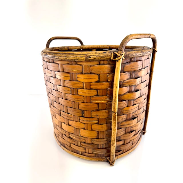 Vintage Handwoven Split Bamboo Gathering Basket With Bentwood Handles For Sale In Little Rock - Image 6 of 9
