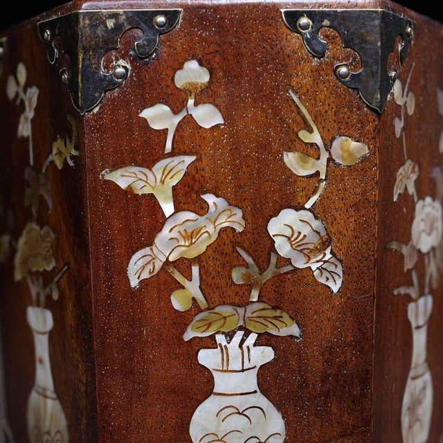 Huali Rosewood Hexagonal Brush Pot Inlaid With Mother-of-Pearl For Sale In Los Angeles - Image 6 of 10