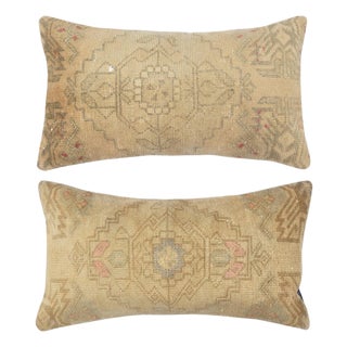 16"x28" SET OF 2 - Handmade Rug Cushion Covers. A pair of Lace Pillow Covers For Sale