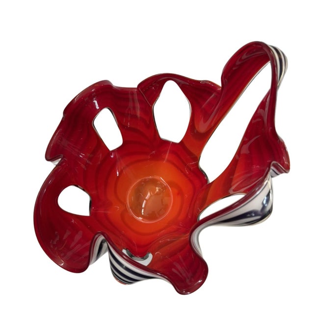 1970s Hand -Blown Art Glass Vase in 'Erupt' Pattern by Jozefina for Krosno Poland For Sale - Image 13 of 14