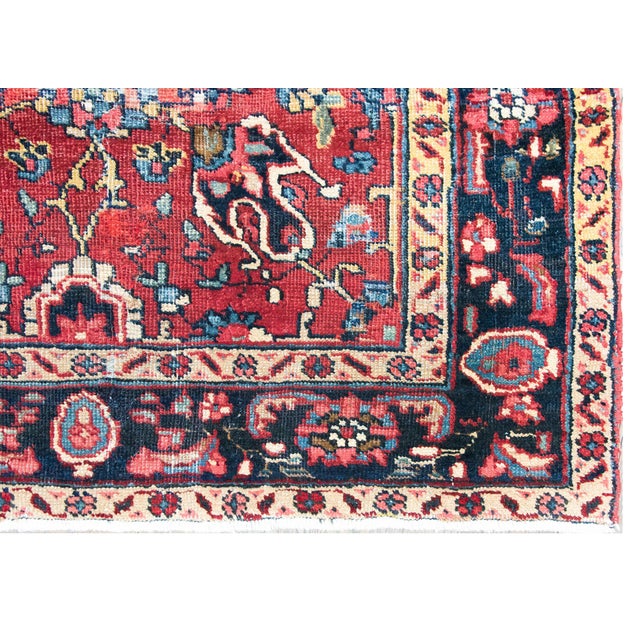 Early 20th Century Persian Heriz Rug For Sale - Image 13 of 15