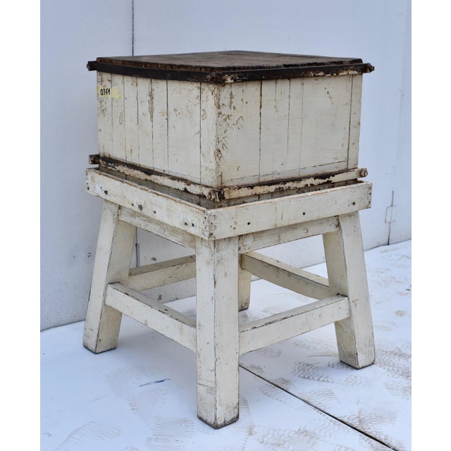 Industrial Painted Oak Iron Banded Chopping Block, Netherlands, Circa 1920 For Sale - Image 3 of 10