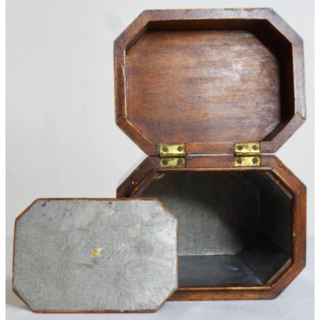 Mid 19th Century 19th Century British Tea Caddy With Inlay For Sale - Image 5 of 7