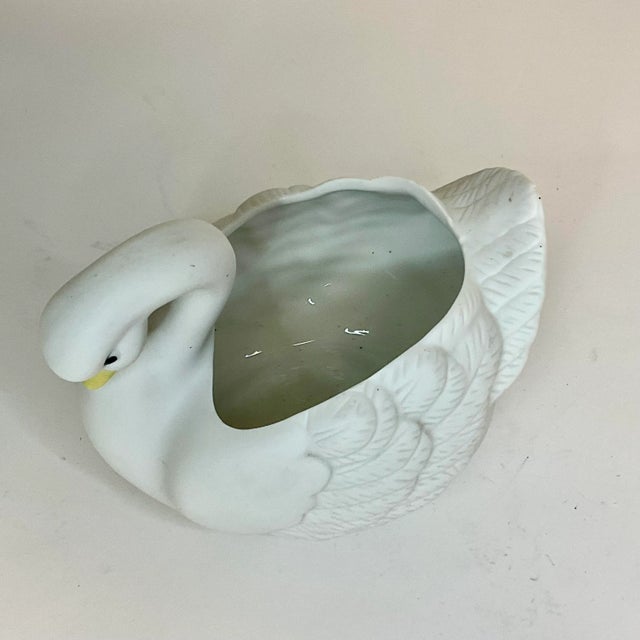 Vintage Coastal Trompe L’Oeil Porcelain Swan Planter. For Sale - Image 4 of 9