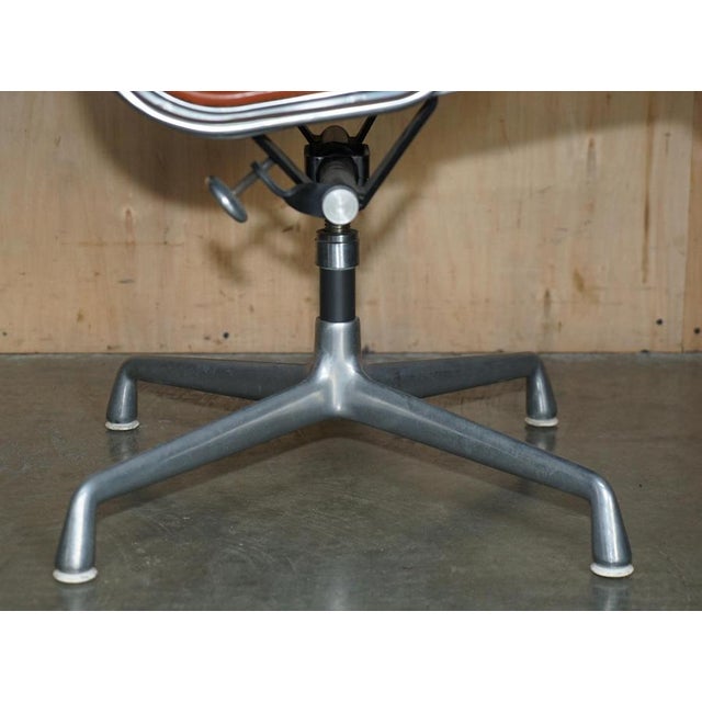 Soft Pad Captain's Chair in Cognac Leather from Herman Miller, 1977 For Sale - Image 14 of 18