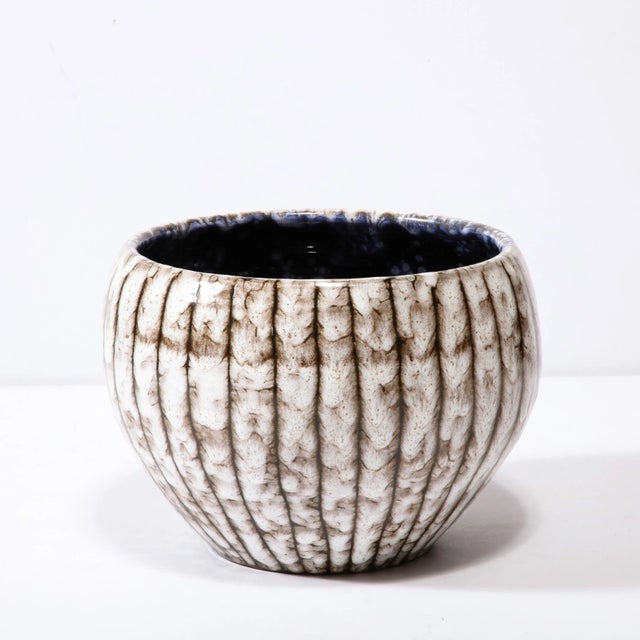 1960s Mid-Century Modernist White & Earth Toned Ceramic Bowl With Vertical Banding For Sale - Image 5 of 11