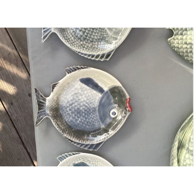 Figurative Vintage Majolica Fish Dishes | Set of 3 For Sale - Image 3 of 9