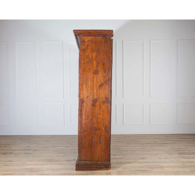 Wood 18th-Century Tuscan Poplar Wardrobe Dated 1751 For Sale - Image 7 of 7