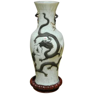 Chinese Qing Dynasty Crackle Glazed Dragon Vase