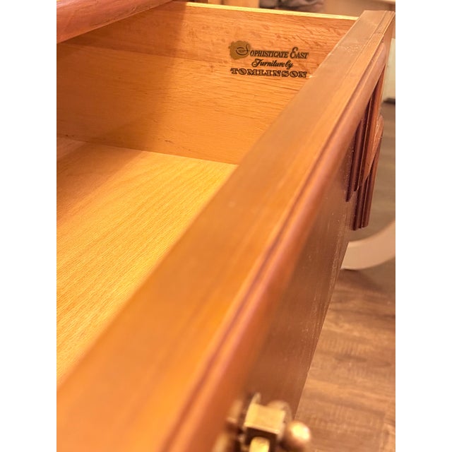 1950s Tomlinson Sophisticate East Gentleman’s Chest For Sale - Image 4 of 10