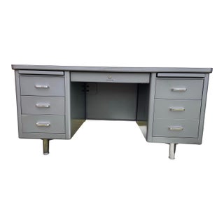 Steelcase Vintage Mid Century Modern Metal Tanker Desk For Sale