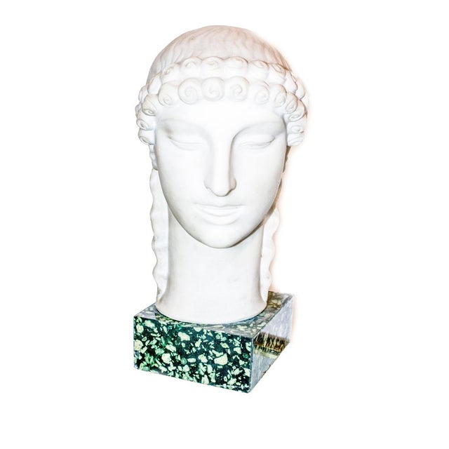 1920s Nicola D'Antino, Kore's Heads, Italy, 1920s, Marble, Set of 2 For Sale - Image 5 of 6