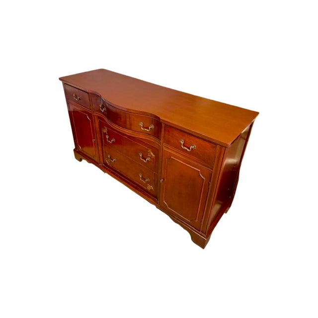 1950s Vintage c.1950's Duncan Phyfe "Style" Red Mahogany Buffet / Sideboard For Sale - Image 5 of 15