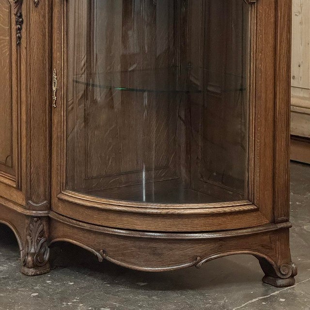 Late 19th Century Liégeois Régence Style Oak Display Buffet With Rouge Griotte Breccia Marble Top For Sale - Image 10 of 18