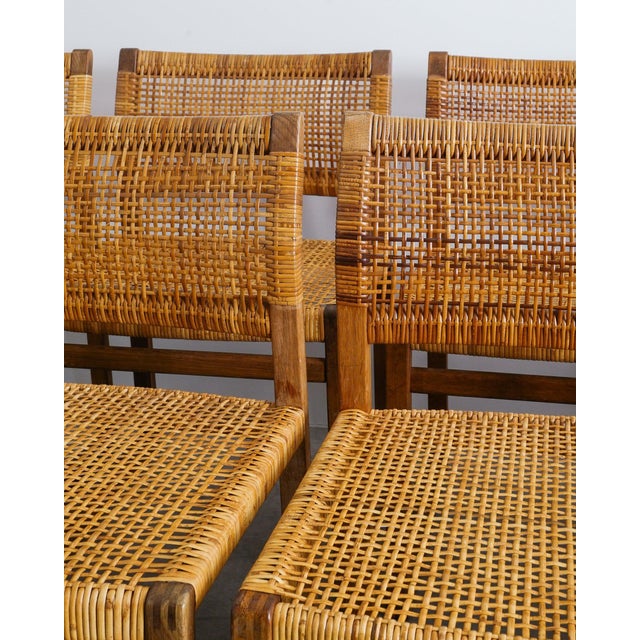 1960s Danish Mid Century Wood & Rattan BM-61 & BM-62 Dining Chairs by Børge Mogensen, 1960s, Set of 14 For Sale - Image 5 of 11