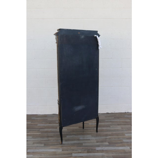 French Louis XV Style Ormolu Mounted Hand-Painted Curved Glass Vitrine Display Cabinet, 1940s For Sale - Image 17 of 18