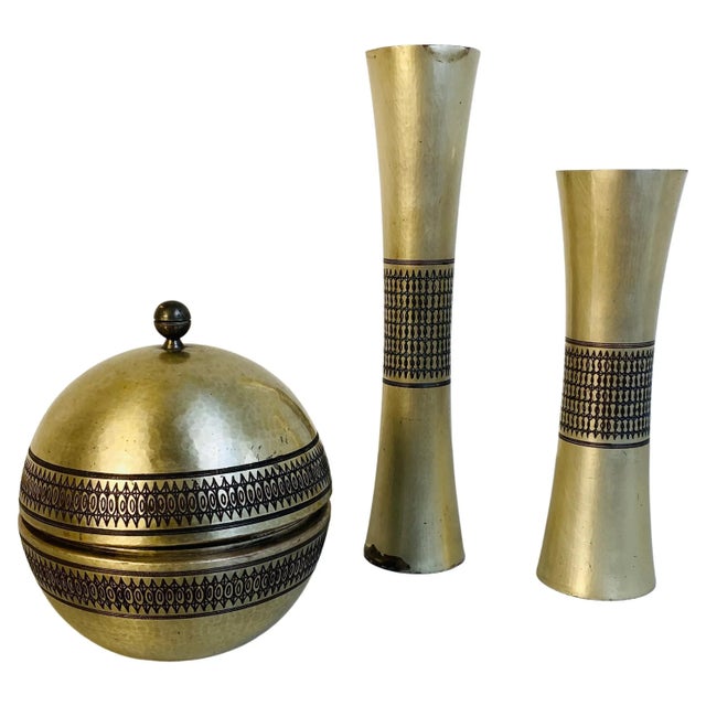 Mid-Century Italian Modern Metal Centerpieces, 1970s, Set of 3 For Sale - Image 17 of 17